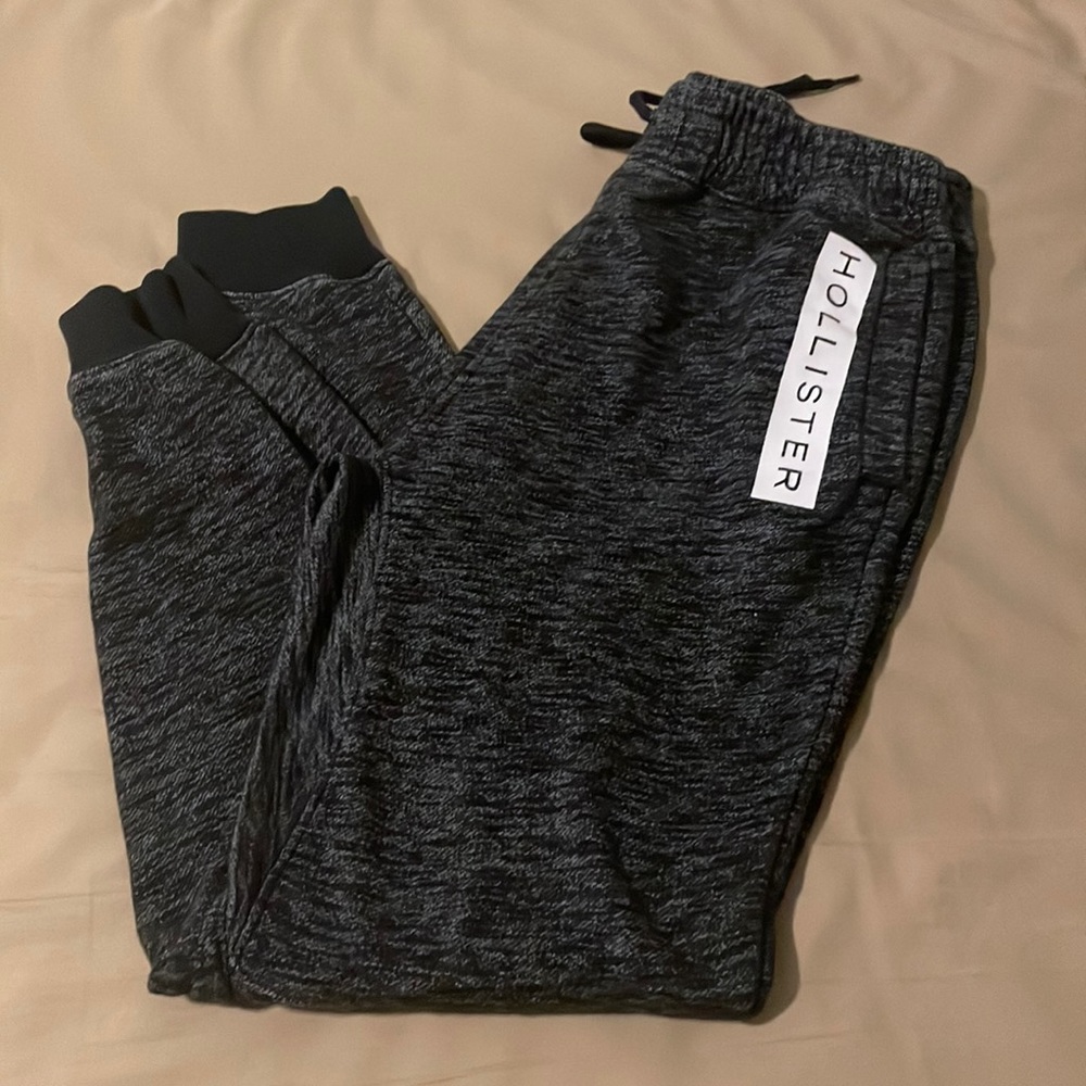 Hollister men’s joggers size medium